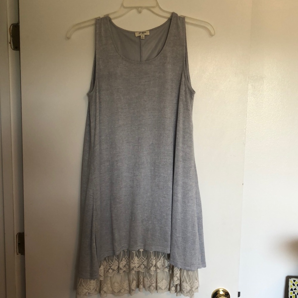 Umgee gray and lace dress size M